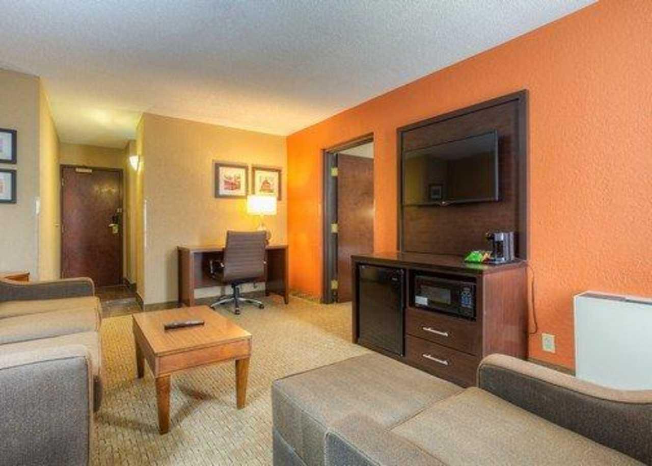 Comfort Inn & Suites Evansville Airport Zewnętrze zdjęcie