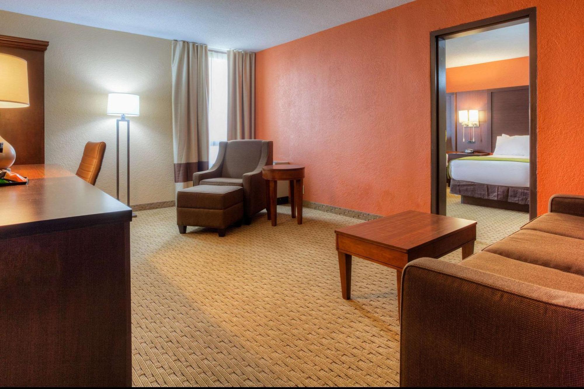 Comfort Inn & Suites Evansville Airport Zewnętrze zdjęcie