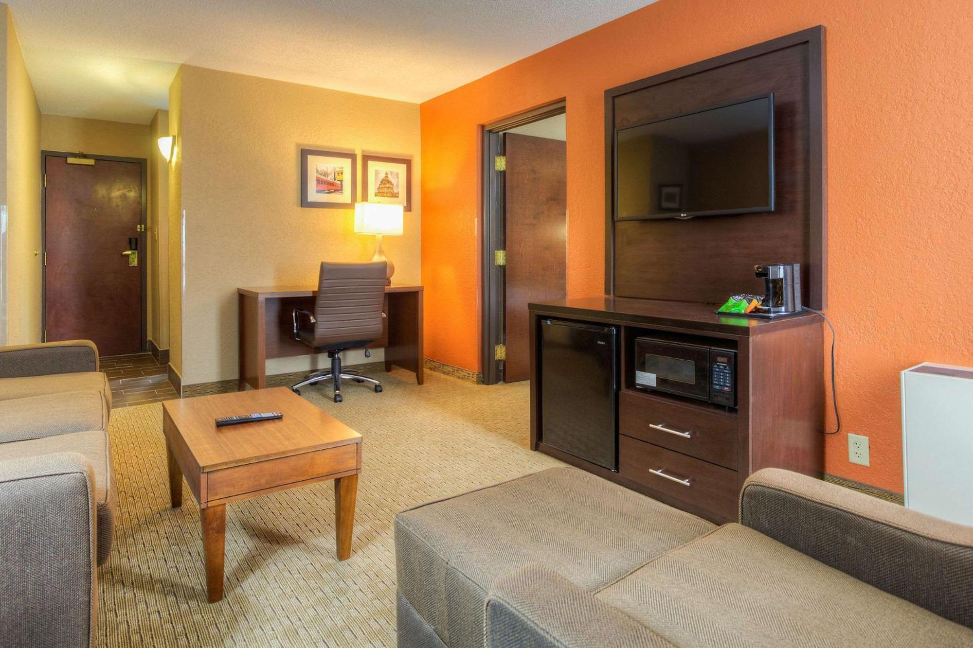 Comfort Inn & Suites Evansville Airport Zewnętrze zdjęcie
